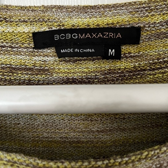 BCBG MaxAzria top, Size Medium. - Picture 2 of 3
